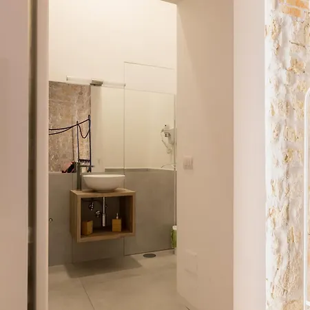 Montecalvario 34 By Napoliapartments דירה נאפולי