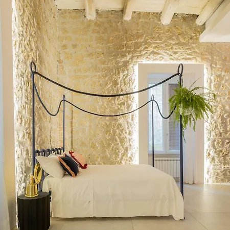 Montecalvario 34 By Napoliapartments נאפולי