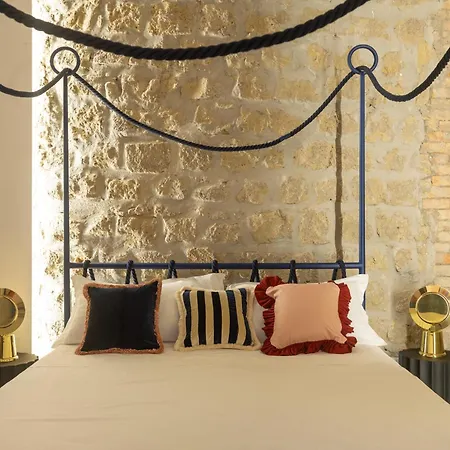 Montecalvario 34 By Napoliapartments דירה *